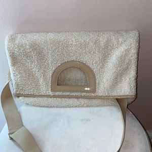 BEIS Sherpa Crossbody